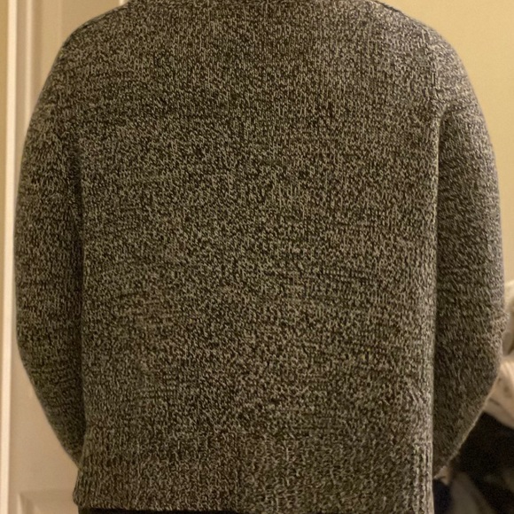 Knitted pattern sweater - Picture 2 of 3